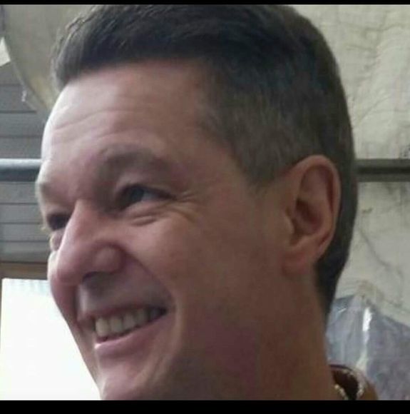 Meet your Posher, Benoit - Picture 1 of 1